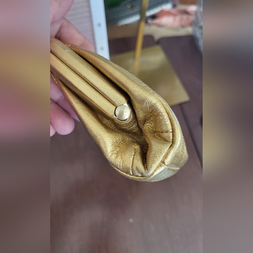 Vintage Coach Metallic Gold Kisslock Clutch Or Shoulder Bag - Picture 6 of 8